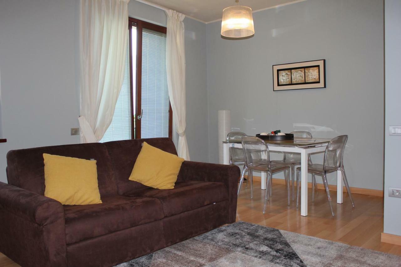 Il Castello Di Lovere Hotell Exteriör bild